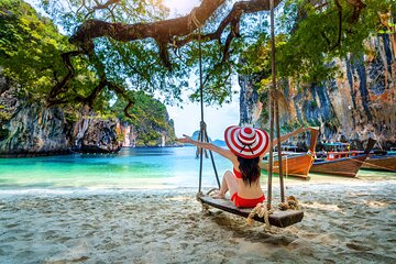 Krabi Hong Island Tour: Charter Private Long-tail Boat