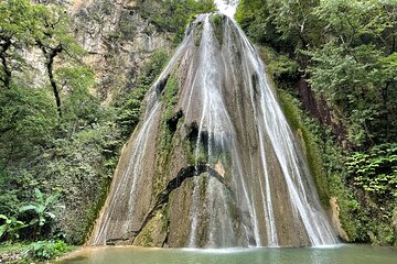 Cola de Caballo Guided Half-Day Experience from Monterrey