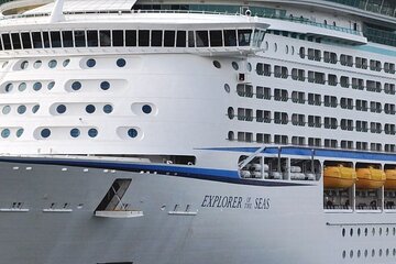 Private transfer Explorer of the Seas Ravenna cruise port to Venice airport