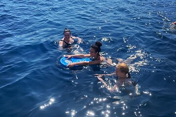 Boat ride & Lunch in Messinia, Greece