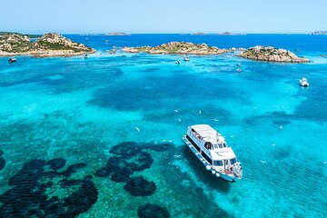 From Olbia: Boat tour in the La Maddalena Archipelago in Sardinia