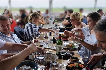 Local Guide - Wine expert - Private Tour