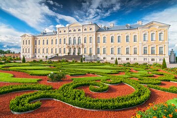 Private Full-Day Trip to Bauska, Rundale and Jelgava Palace