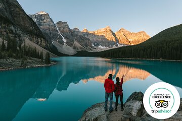 Moraine Lake Sunrise and Lake Louise Earlybird Small Group Adventure