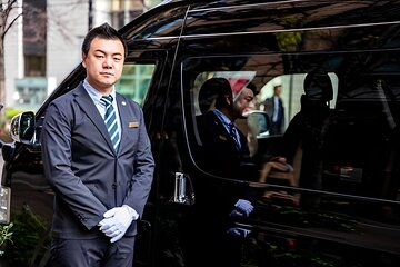 Osaka Airport: Private Arrival Transfers to Osaka City