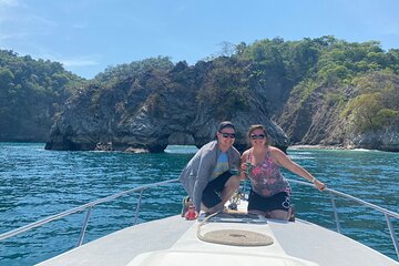 Private Isla Tortuga Full Day Tour from Puntarenas.