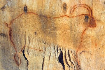 Private Tour to Cougnac Cave with Transportation by EXPLOREO
