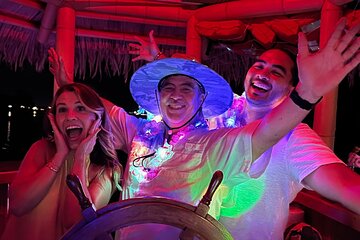 Lit on the Lagoon Glow and Tiki Bar Cruise Tour in Panama City