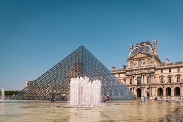Skip-the-Line: Louvre Museum Masterpieces Fully Guided Tour