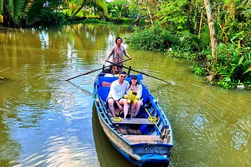 Largest Authentic Floating Market Experience & Organic Chocolate