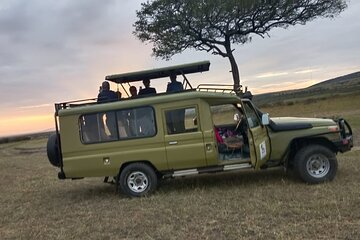 4-Day Group Safari to Maasai Mara & Lake Nakuru- 4 x 4 jeep