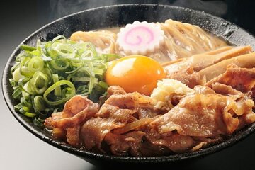 Easy Ramen cooking experience in Kabukicho, Shinjuku