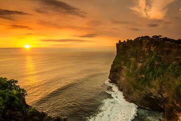 Uluwatu Sunset Tour - Kecak and Fire Dance - Jimbaran Beach
