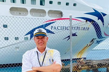 BEST GUIDE IN TONGA - Robbies' VIP Tongatapu Shore Excursion