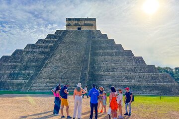 Chichen Itza Early Access Tour, Cenote Swim, Tequila and Lunch
