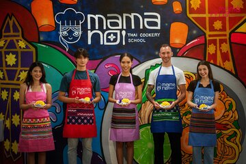 Cooking Class with Organic Farm in Chiang Mai at Mama Noi