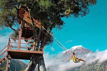 Private Tour Route of the waterfalls and tree house