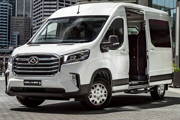 Shared Shuttle Transfer - Cairns Airport to Port Douglas