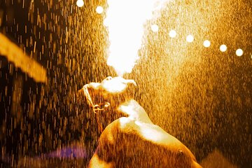 Harbour Lights Beach Extravaganza and Dinner Show