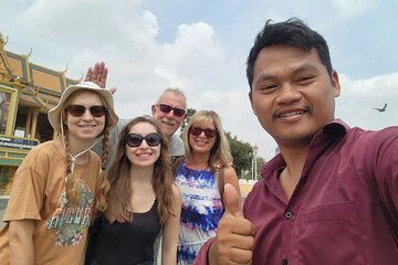 Visit 11 Places in One Day Tour including S21 & Killing Field